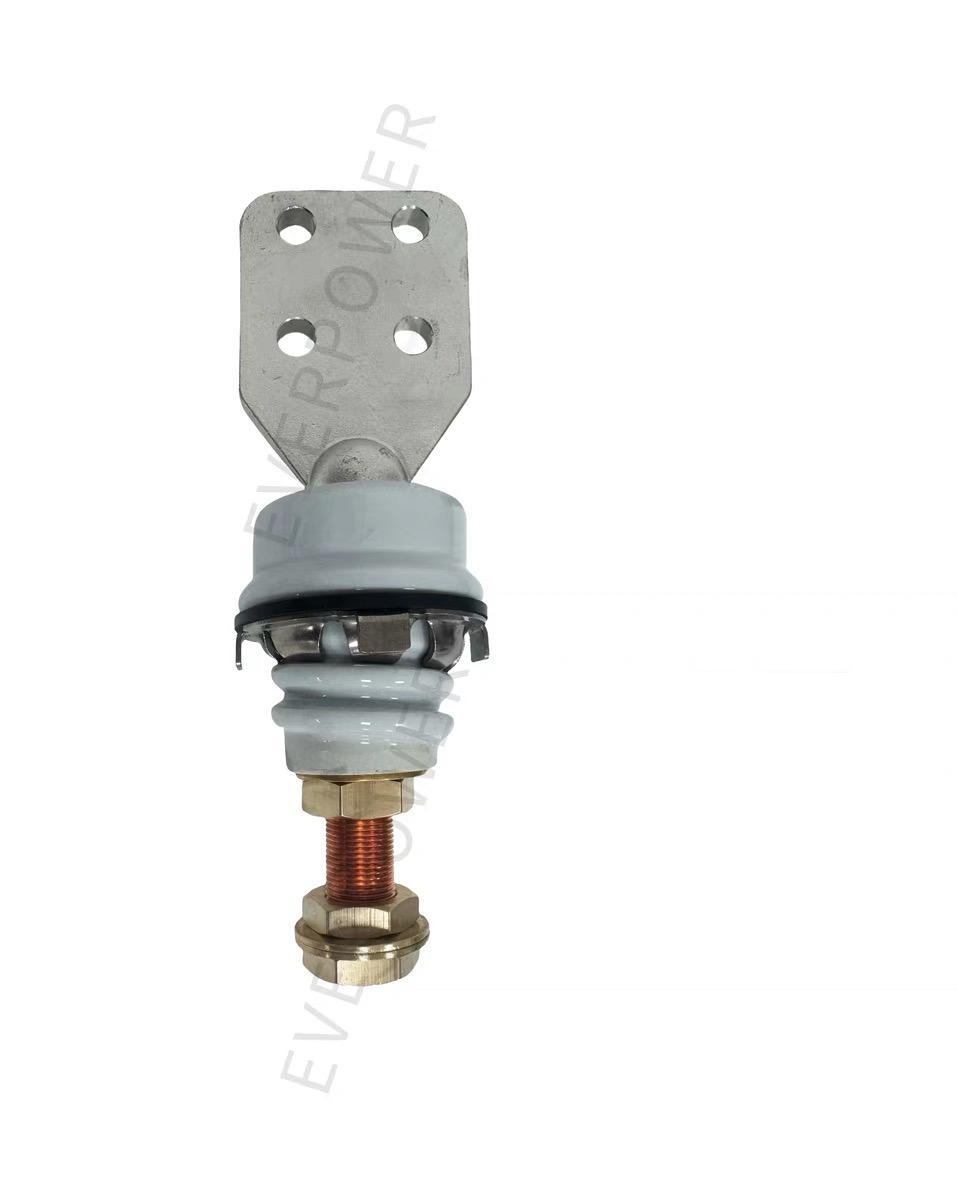 1.2KV 833A 螺纹式 低压套管